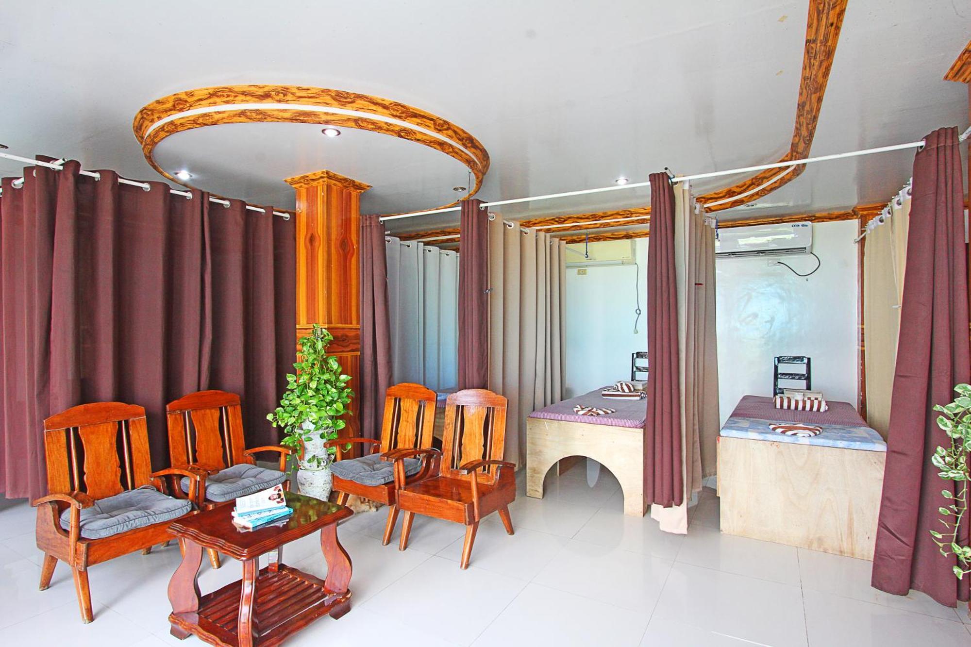 Villa Consolacion Resort Генерал-Луна Экстерьер фото