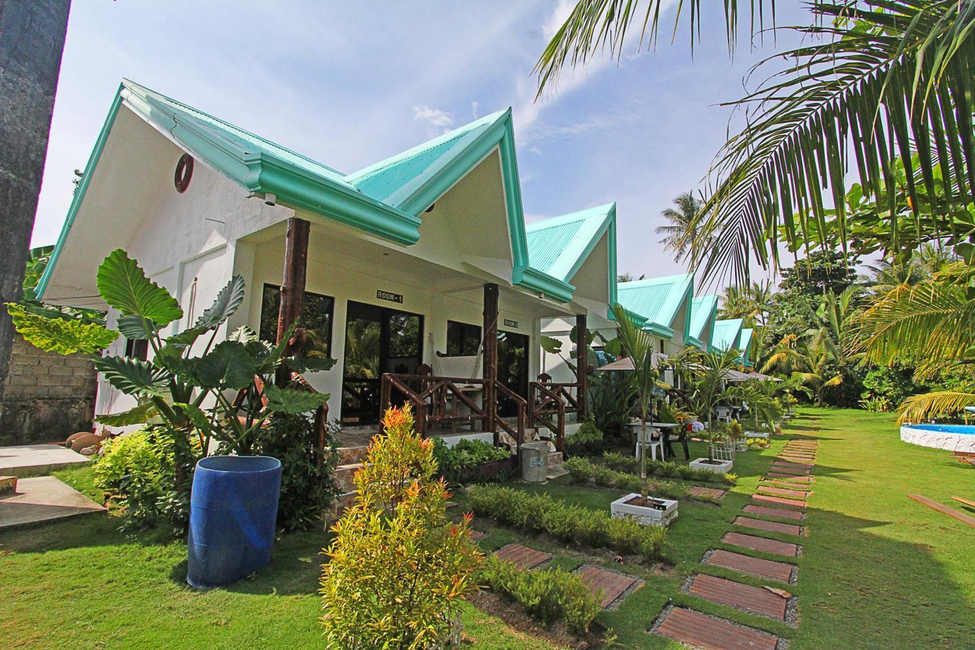 Villa Consolacion Resort Генерал-Луна Экстерьер фото