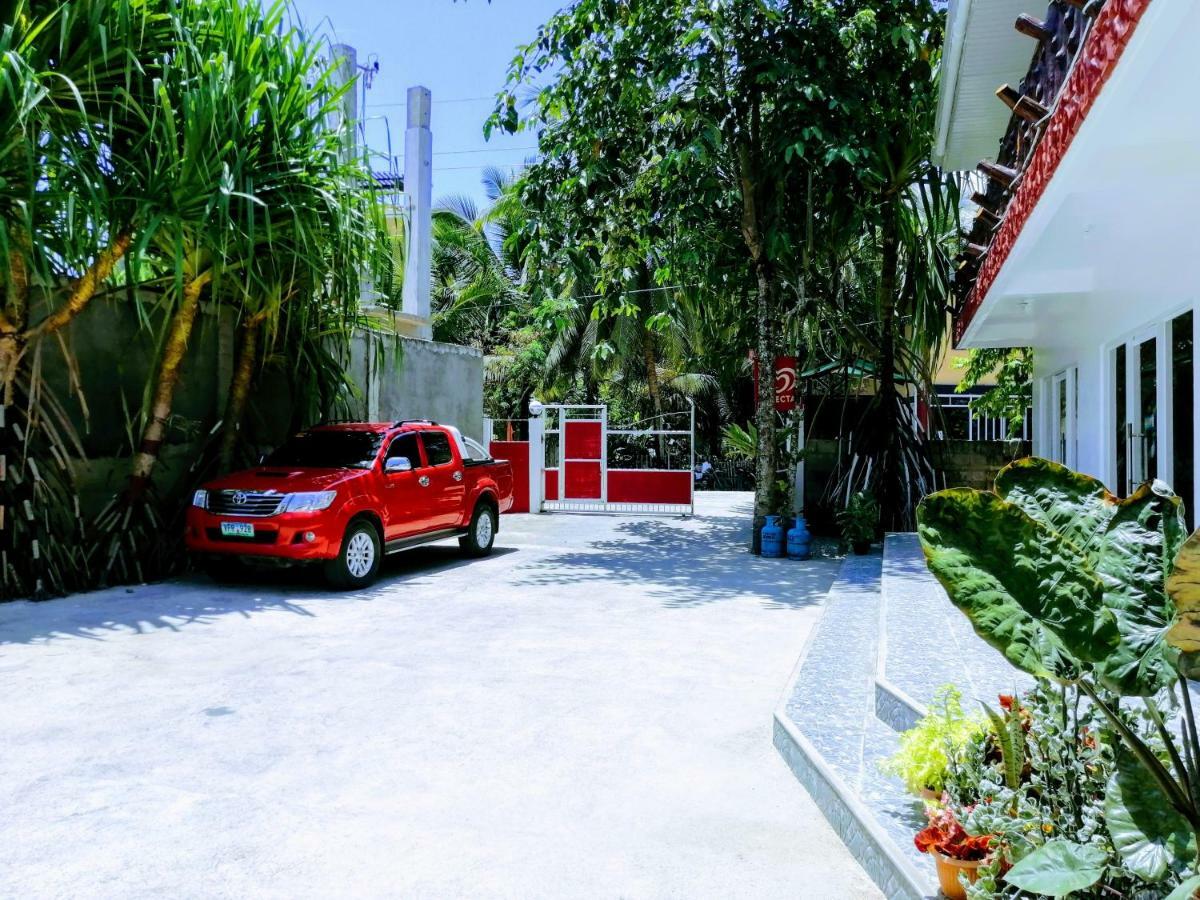 Villa Consolacion Resort Генерал-Луна Экстерьер фото